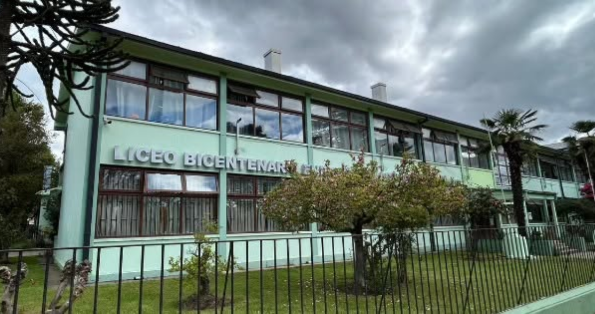 Expulsan a seis estudiantes de liceo de Angol tras serie de riñas: aplicaron Ley Aula Segura