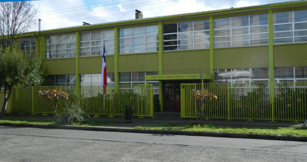 Adelantan vacaciones en liceo de Loncoche tras crimen de madre que involucraría a alumnos