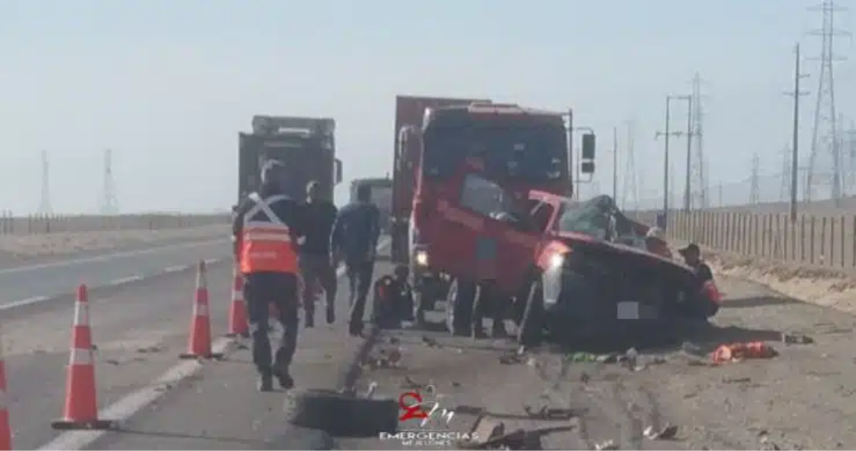 Funcionario de MOP muere tras colisión entre camión y camioneta en ruta Antofagasta-Mejillones