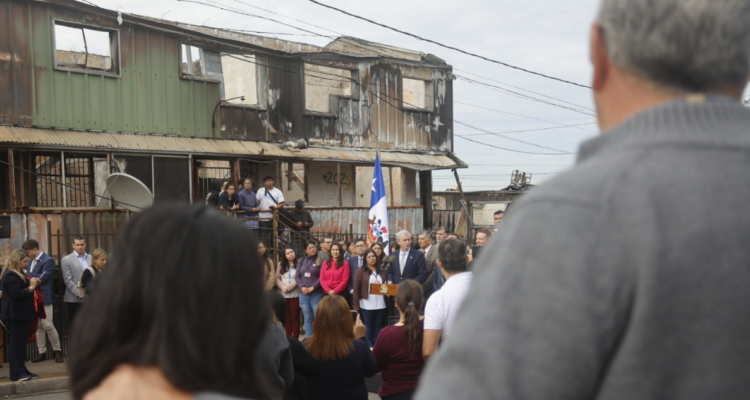 Kast reitera medidas para Vivienda pero con asuencia de anuncios para damnificados por incendios