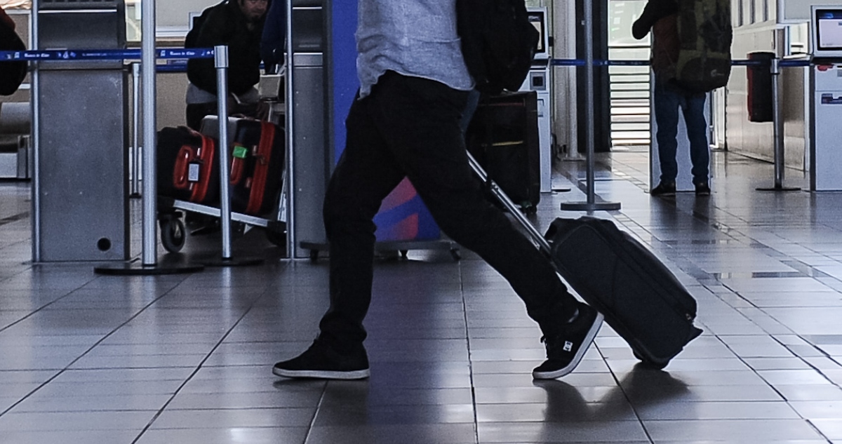 Funcionarios desvinculados por viajar al extranjero estando con licencias médicas en Zapallar
