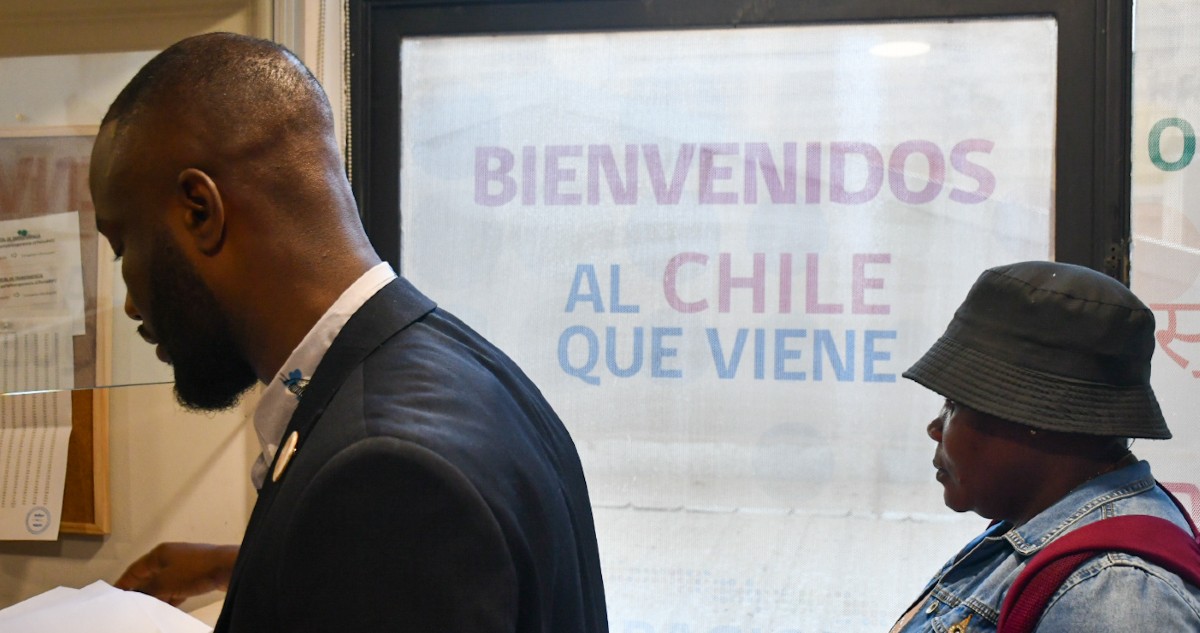Niños haitianos sin rastro en Chile: informe revela fallas graves y vuelos sospechosos autorizados