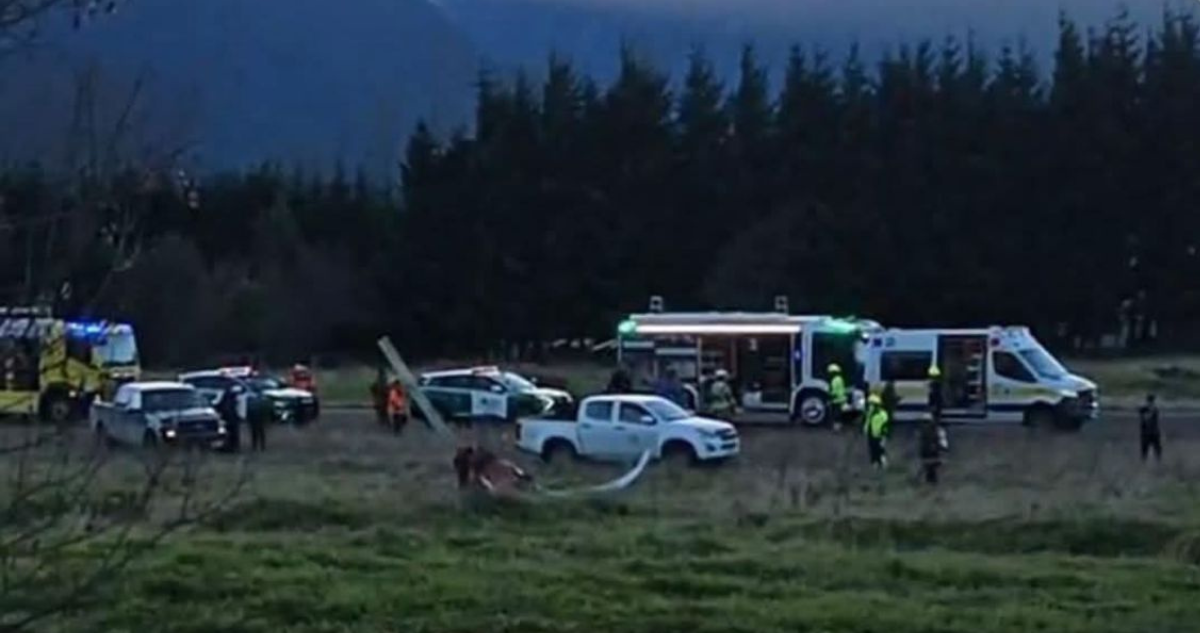 Helicóptero cayó en aeródromo de Puerto Aysén: hay dos muertos