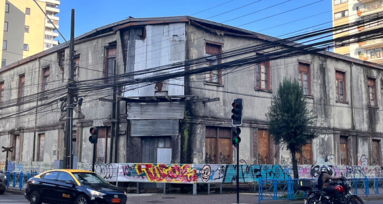 Dueño de Hotel Continental de Temuco dice que calidad de monumento histórico lo tiene “atado de manos”