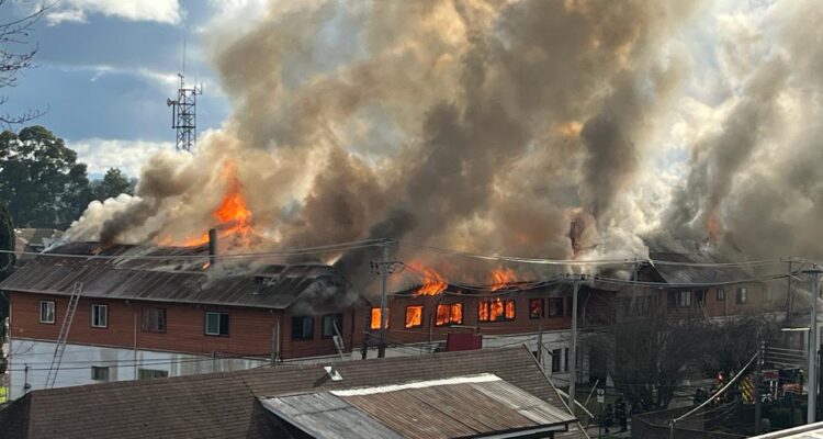 Incendio en regimiento de Osorno
