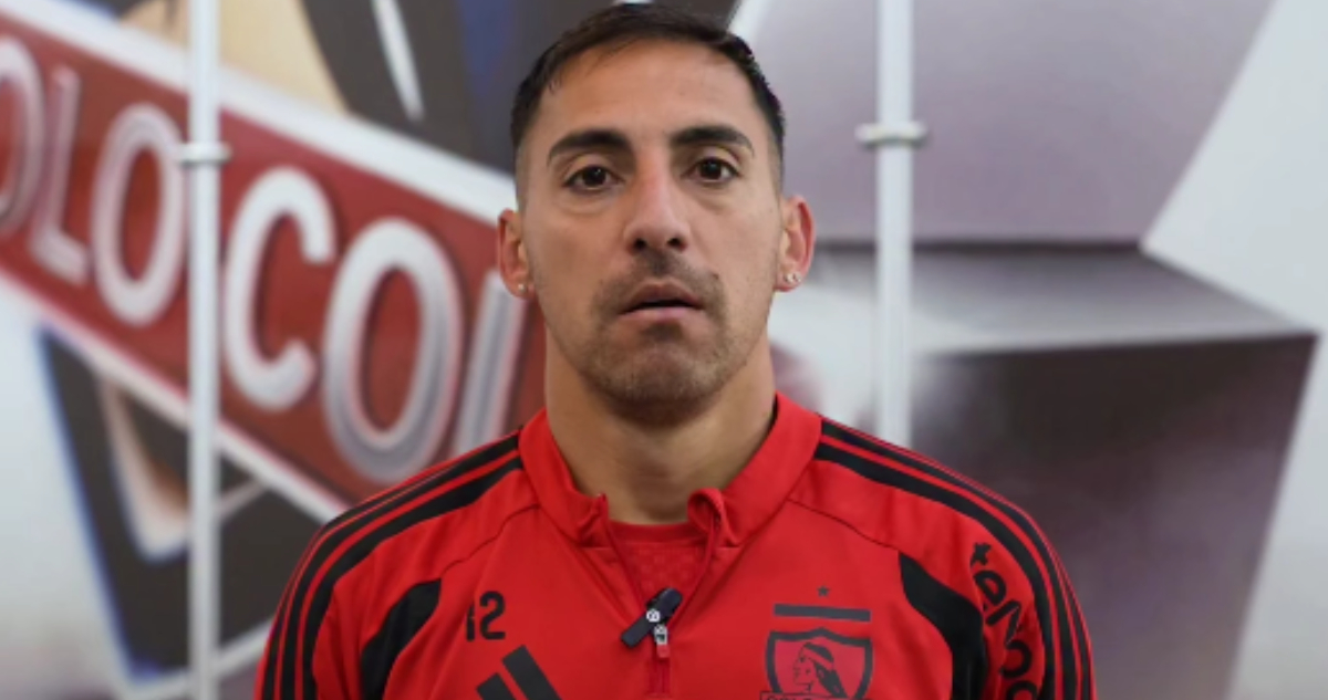 Javier Correa se disculpa con árbitro en Colo Colo