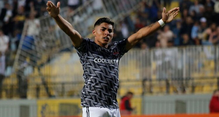 Jordhy Thompson podría regresar al fútbol chileno.