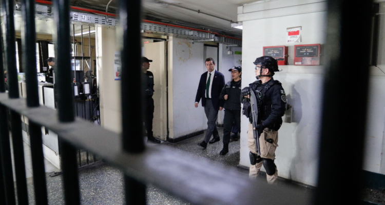 Kast confirma puesta en marcha del Plan de Infraestructura Penitenciaria: sumaría 20 mil nuevas plazas