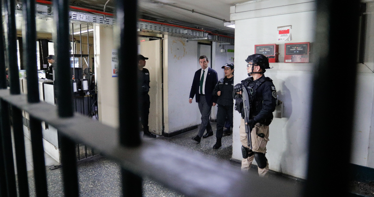 Kast confirma puesta en marcha del Plan de Infraestructura Penitenciaria: sumaría 20 mil nuevas plazas