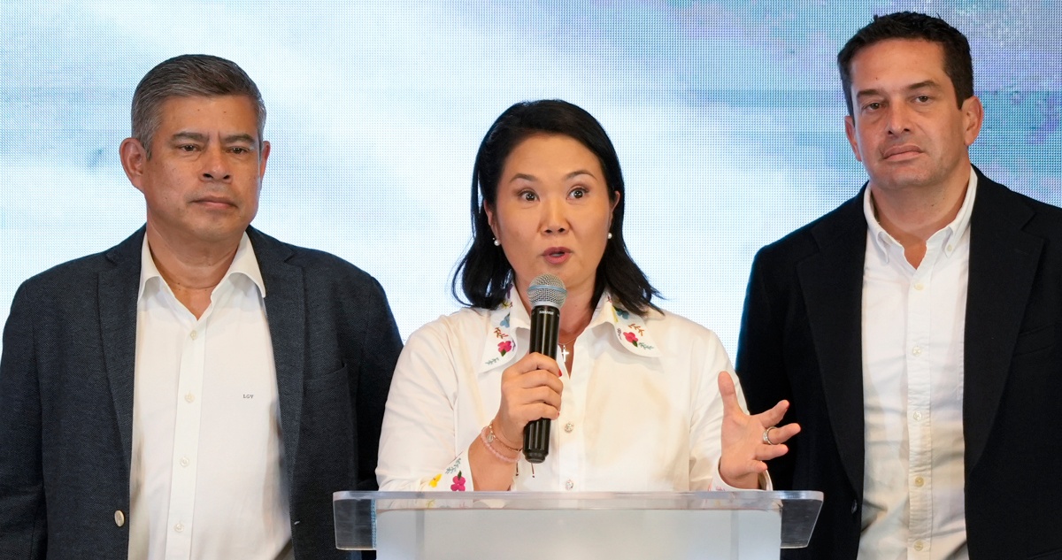 Keiko Fujimori admite empate técnico en Perú y diferencia con Sánchez se reduce a 100 mil votos