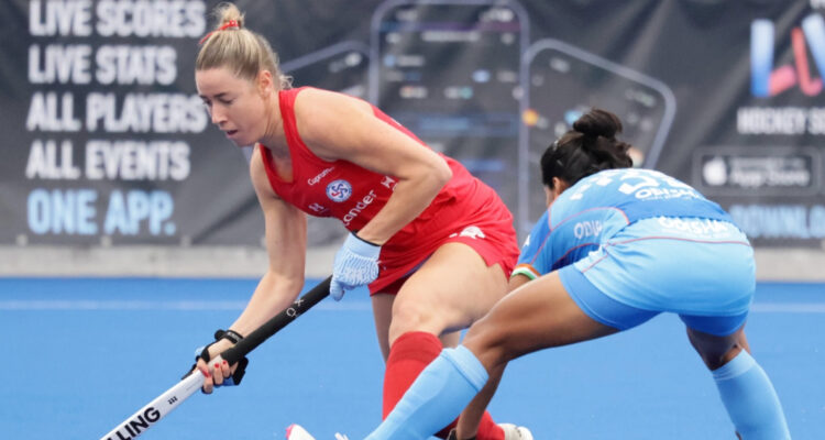 Las Diablas vs India en Nations Cup