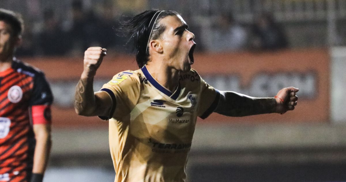 Everton derrotó a Limache por la Copa de la Liga