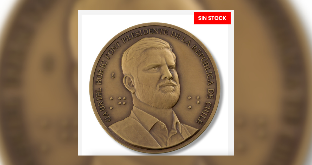 Nuevamente “sin stock”: Medallas de Boric vuelven a agotarse en Casa de Moneda pese a alza de precio