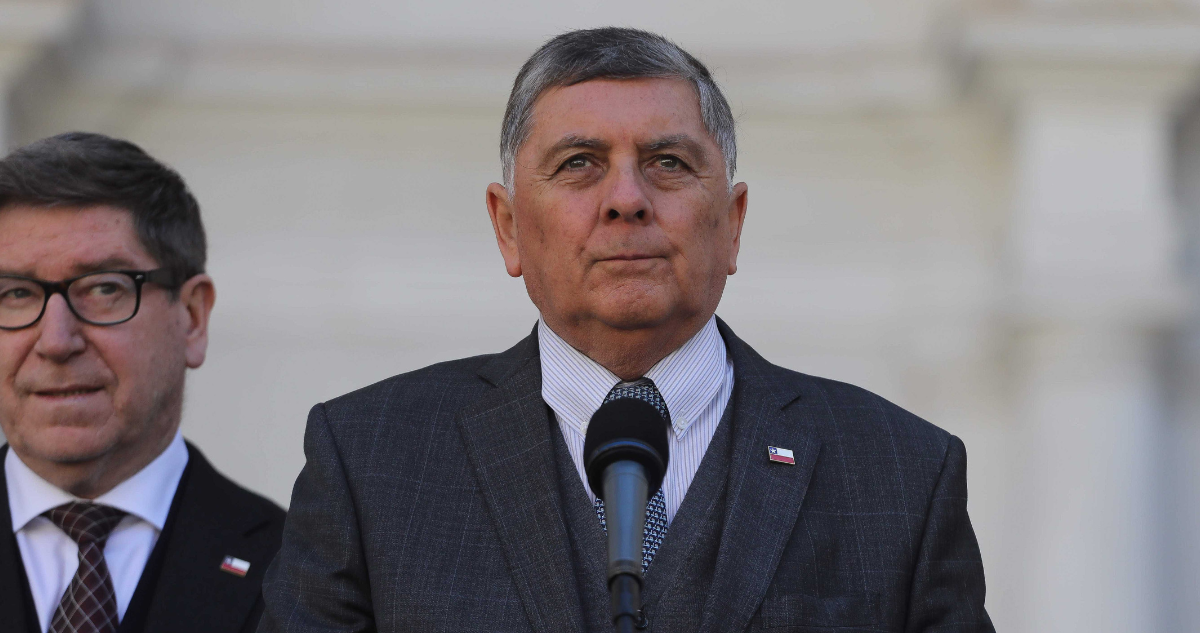 ministro Alvarado rechaza críticas en caso de niños haitianos: “No hay sobrerreacción si se trata de menores”