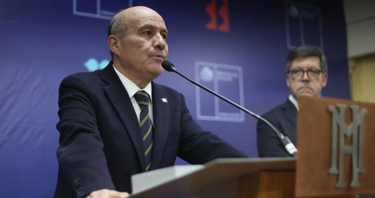 Quiroz asegura que pese a dificultad para llegar a fin de mes la ciudadanía apoyaría sus decisiones
