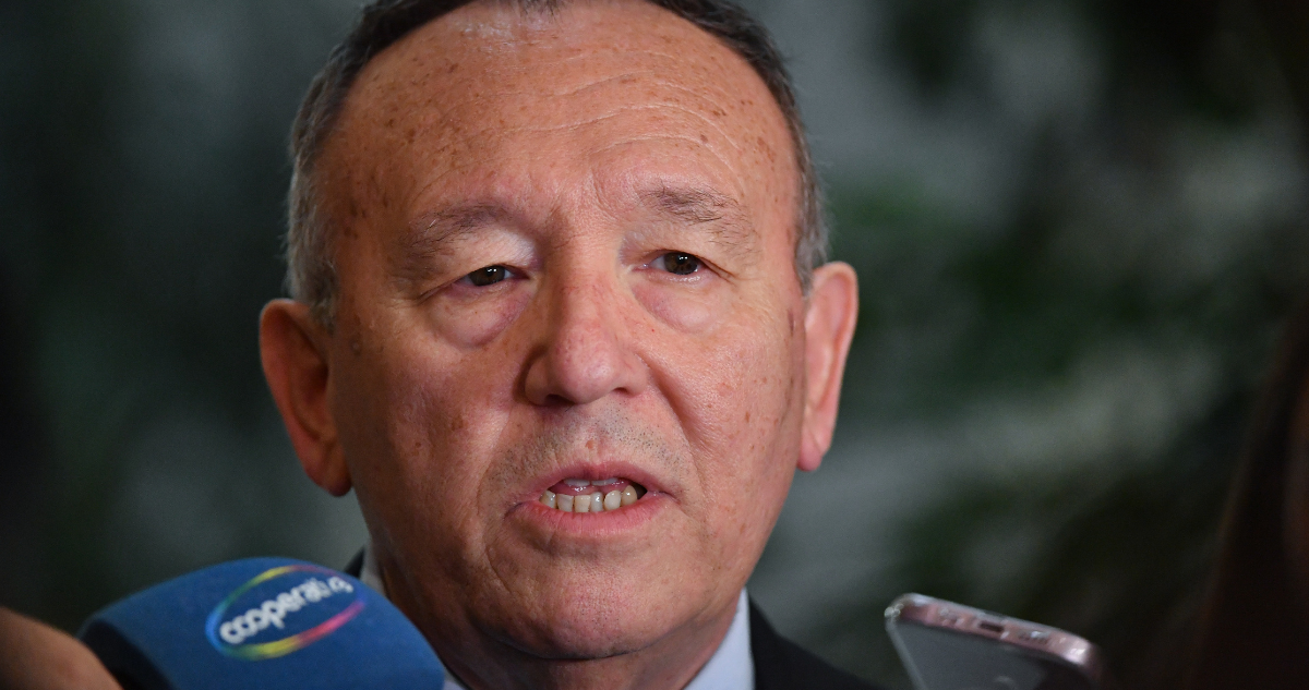 Ministro Segpres confirma que el Gobierno defenderá el proyecto “Escuelas Protegidas” en el TC