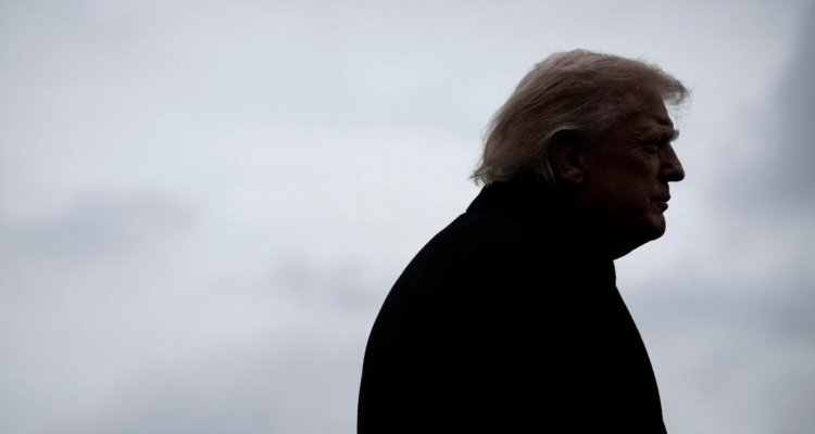 Editorial de The New York Times critica a Trump