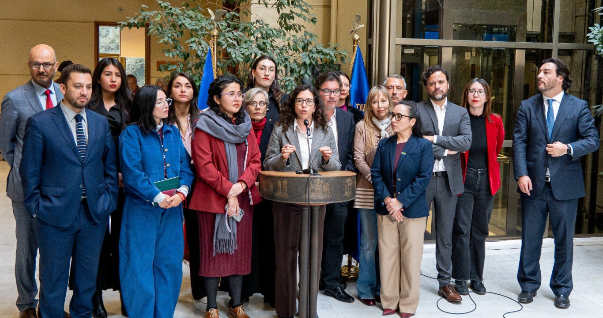 Bancadas de oposición piden al Senado reabrir la discusión sobre el levantamiento del secreto bancario