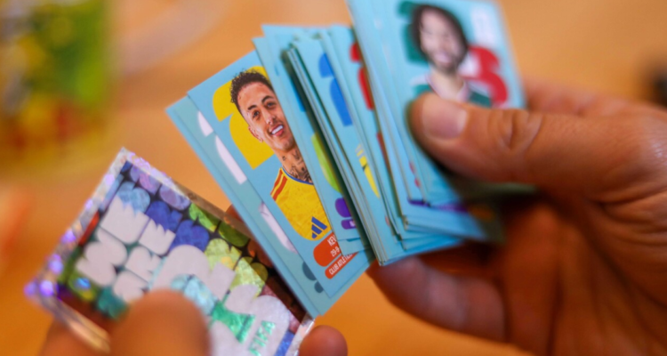 Milton Benítez, gerente de Panini: "En Italia están sorprendidos por el fenómeno del álbum en Chile"