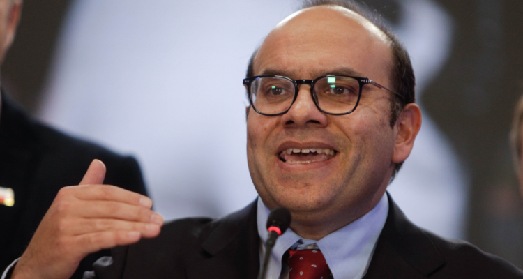 Pavez respalda a Rabat por indultos a violadores de niños: hay que analizar “todas las peticiones”