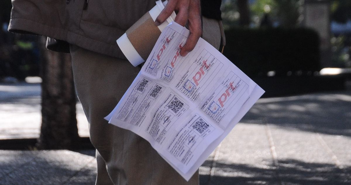 Contraloría detectó a municipios que entregaron 149 mil permisos de circulación pese a multas impagas