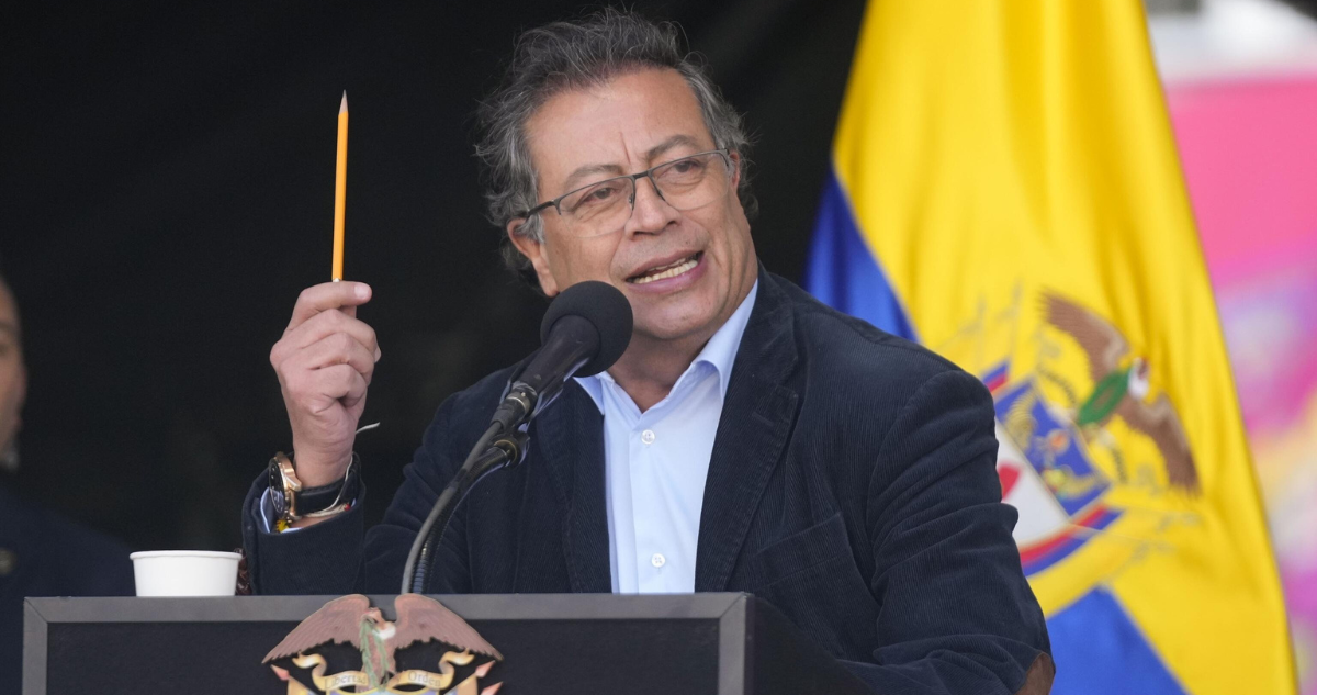 Gustavo Petro por elección en Colombia