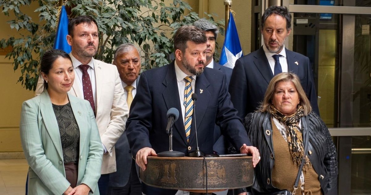Libertarios rechazan aumento de deuda fiscal, culpan al gobierno anterior y anuncian voto en contra