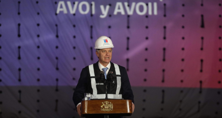 Presidente Kast encabeza unión de túneles de AVO I y II: nueva autopista operaría desde diciembre 2028