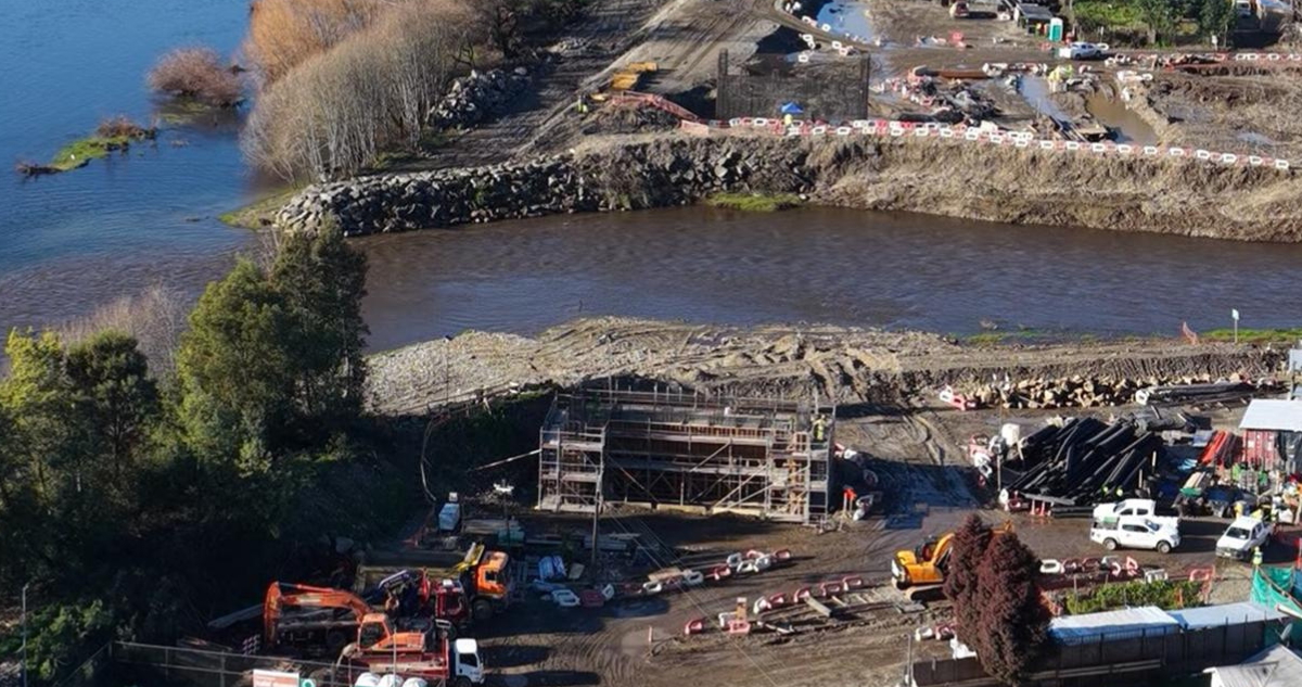 Un 13% de avance presentan obras del nuevo Puente Collilelfu en Los Lagos