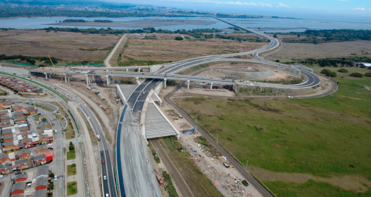 https://media.biobiochile.cl/wp-content/uploads/2026/06/puente-industrial-750x400.png