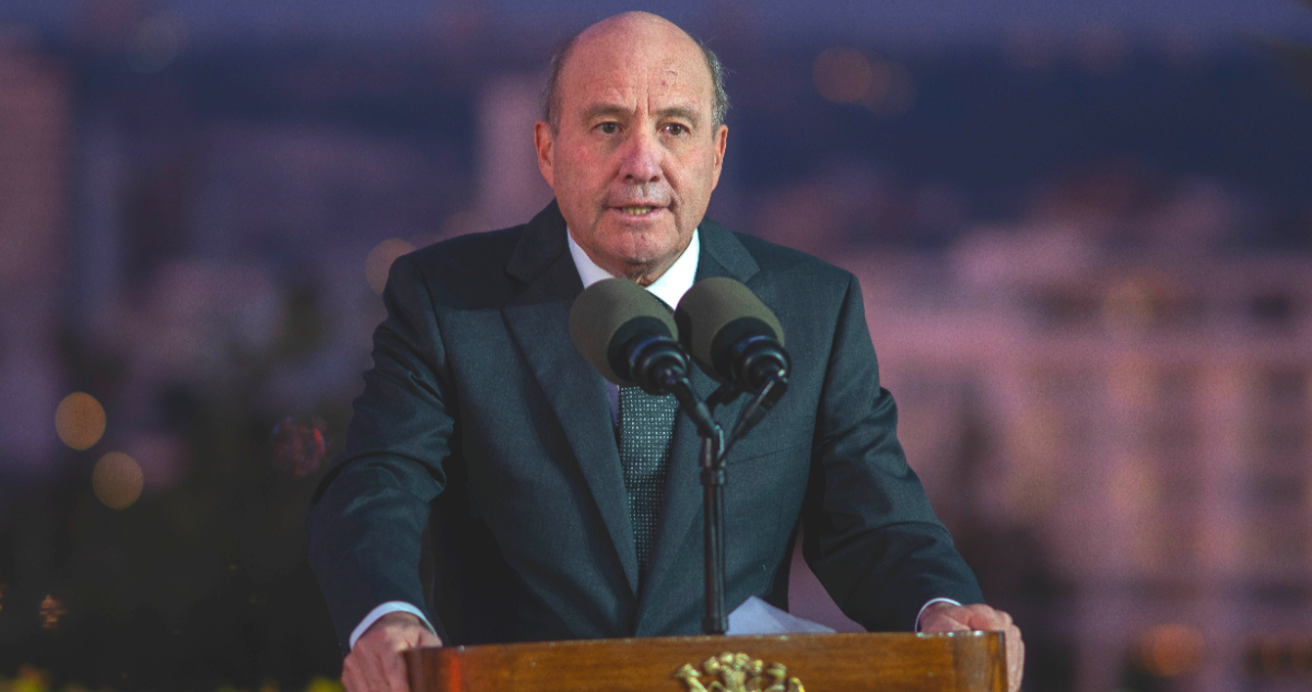 Quiroz y los factores para elevar el endeudamiento fiscal: déficit, tipo de cambio y deuda flotante