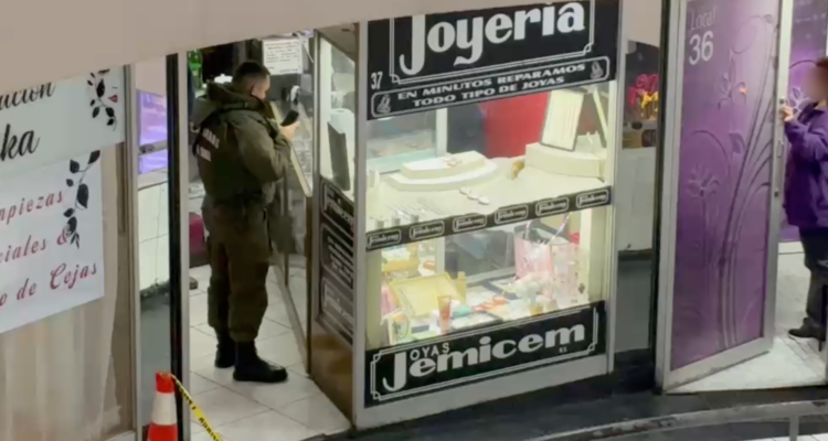 Joyería sufre millonario asalto con disparos en La Cisterna: es el segundo robo de la semana