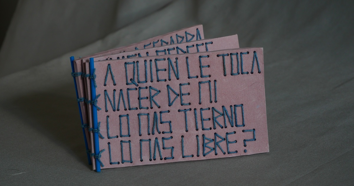 sellar con signos en la materia
