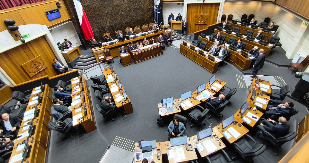 Senado rechaza levantamiento del secreto bancario vía administrativa: 24 votos a favor y 24 en contra
