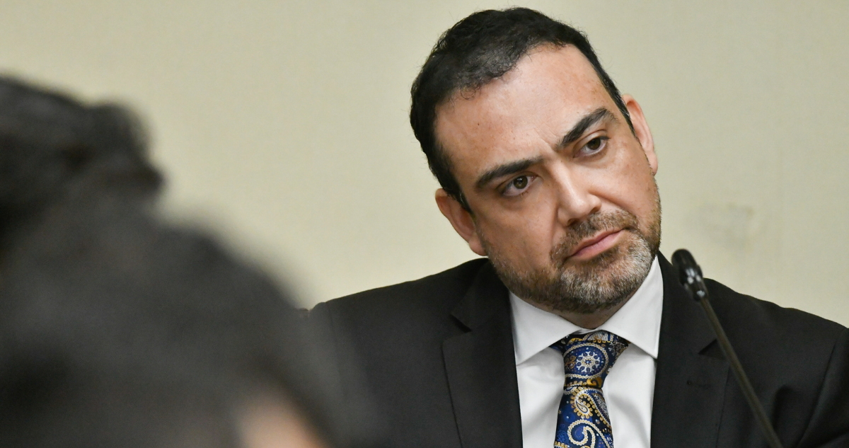 Senador Bianchi se distancia de la megarreforma: “A última hora llamandome a mí (…) ya no resulta”