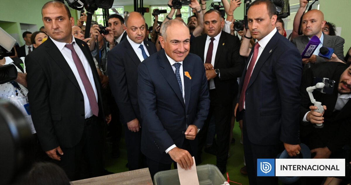 Primer ministro Pashinián derrota a prorrusos en Armenia per