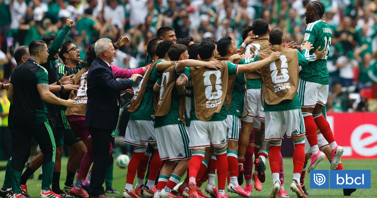 Hubo tres expulsados: México venció a Sudáfrica y celebra en