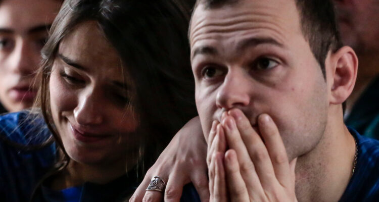 “Son demasiados partidos”: cómo el Mundial está generando conflictos en las parejas y cómo superarlos