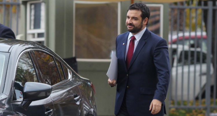 "Antes nos comparábamos con Europa, ahora con Zambia": Subsecretario de Hacienda y seguridad en Chile