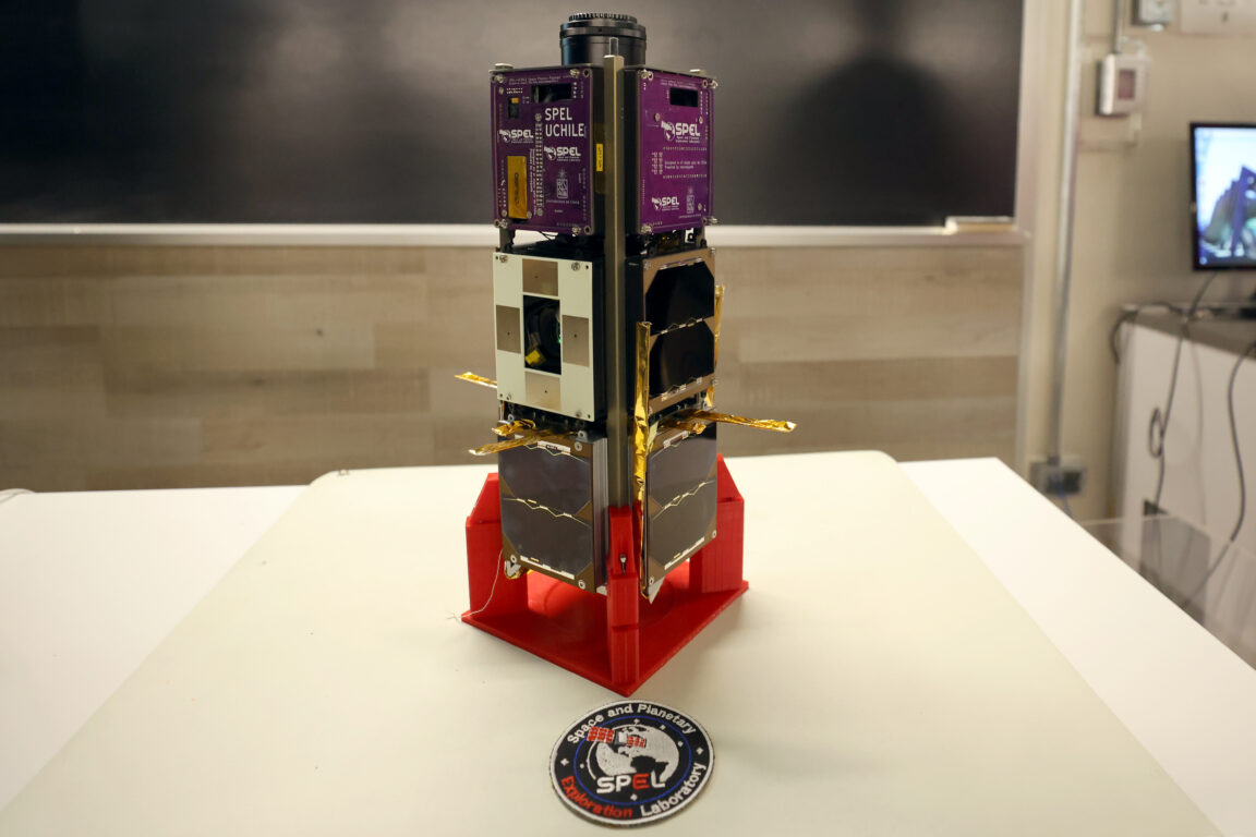 Satélite SUCHAI-4