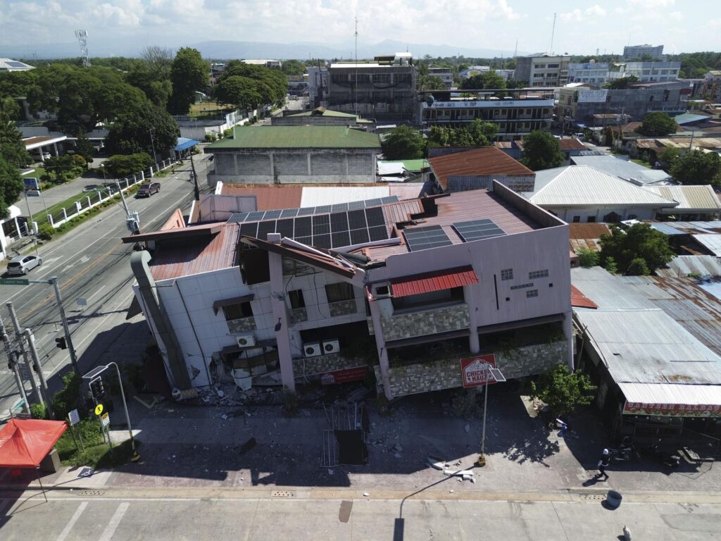edificio derrumbado