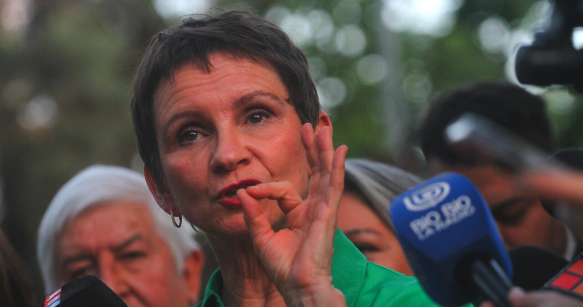 Tohá reconoce “errores” del gobierno de Boric en promesa de condonar el CAE y critica cobros actuales