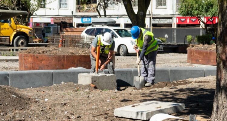 Empresa incumplió compromiso de avanzar durante el fin de semana en obras de Plaza Perú en Concepción