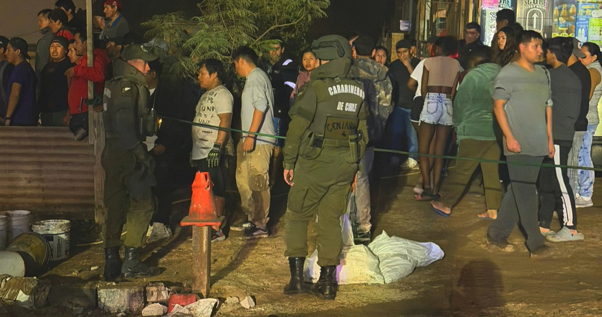 Tragedia en Antofagasta: un menor de edad fallecido y 49 damnificados deja incendio en campamento