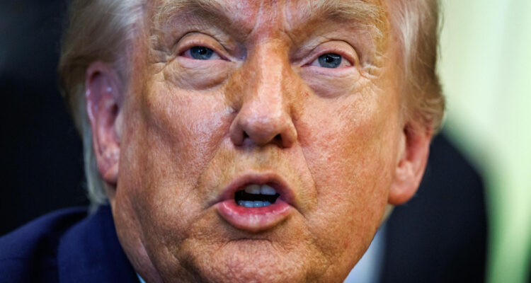 Trump califica a líderes de Irán de “fuertes y orgullosos” que por eso no aceptan acuerdo, según NBC