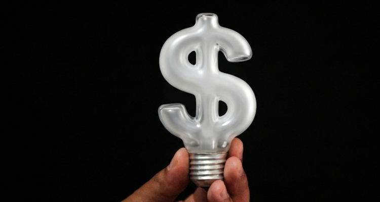 Todo lo que se sabe sobre la próxima alza de la luz en julio y en qué comunas subirá más