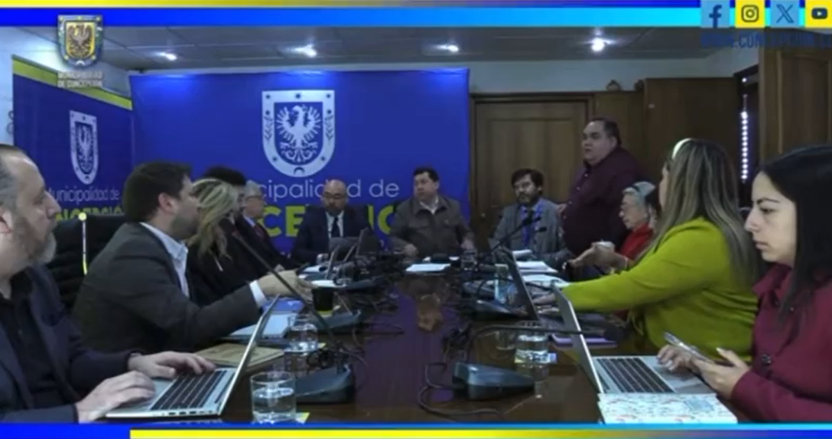 VIDEO | Concejal abandonó sesión tras sentirse discriminado por su discapacidad visual en Concepción