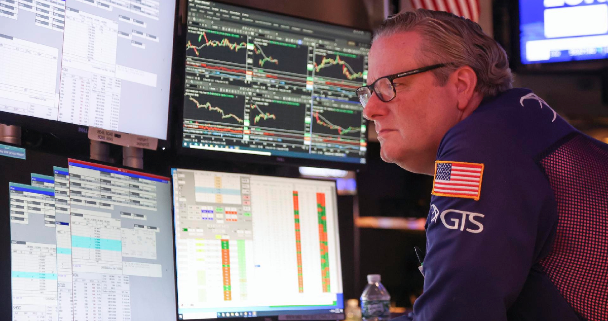 Wall Street cierra en rojo tras una semana de récords y el Nasdaq anota su peor día desde abril