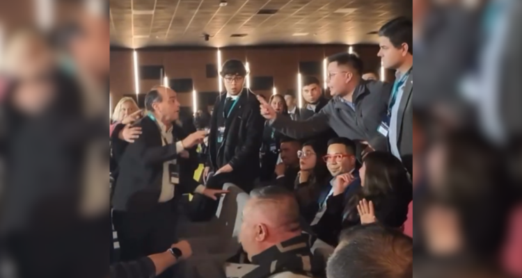 “¡Y fuera!”: Saludo de Kast en video genera tenso momento en encuentro de concejales en Coquimbo