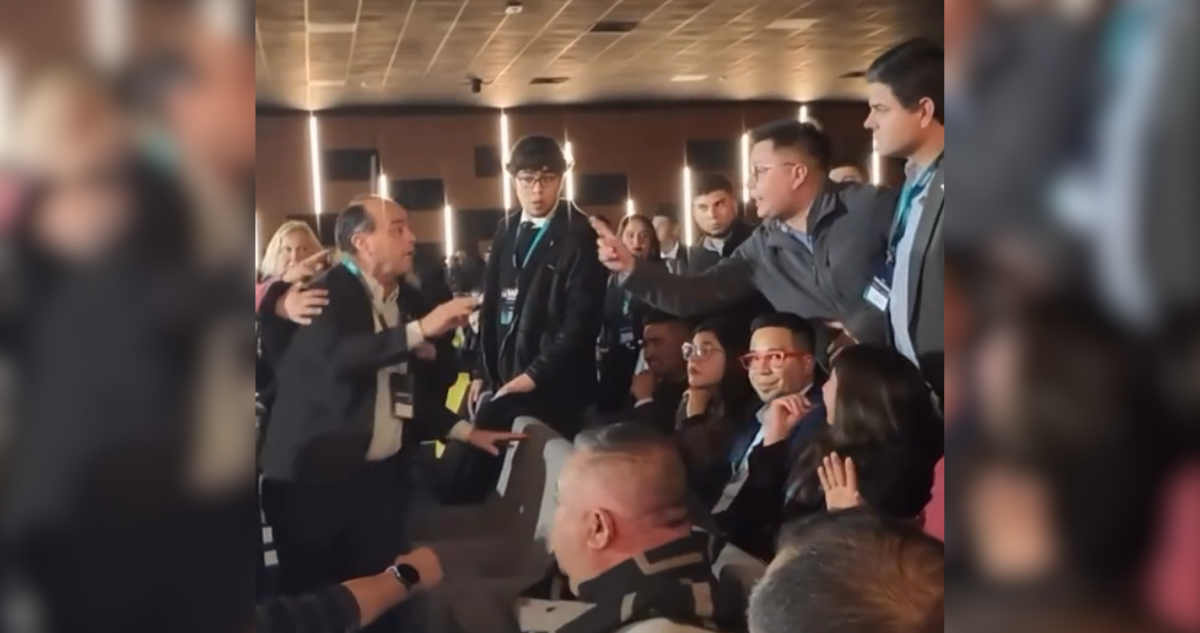 “¡Y fuera!”: Saludo de Kast en video genera tenso momento en encuentro de concejales en Coquimbo